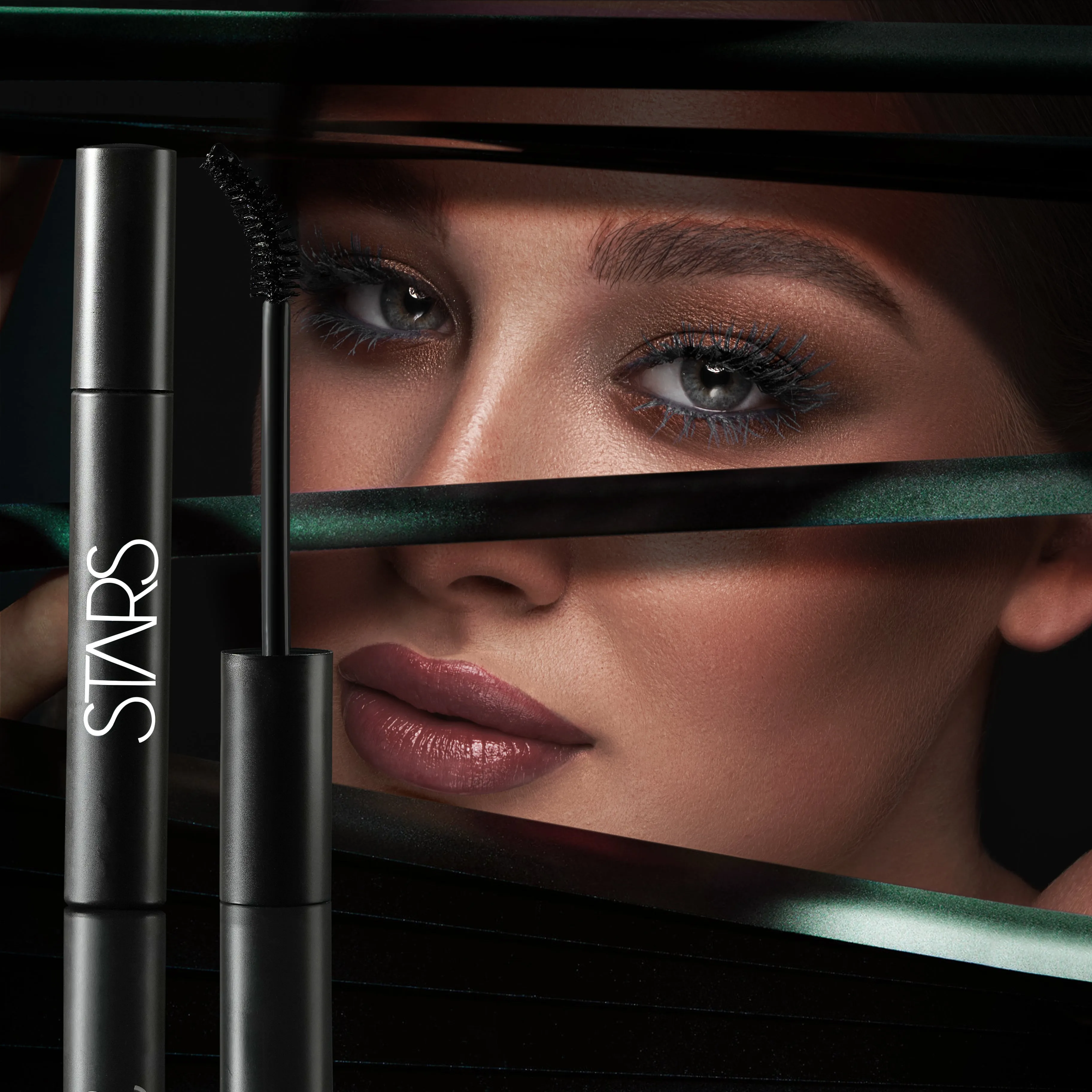 Stars Cosmetics Long Stay Volume Eyeing Mascara (Black) 9.5ml